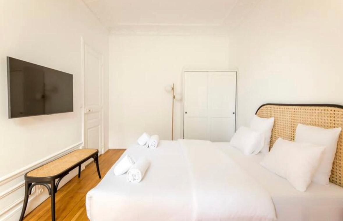 Luxury Suites Tour Eiffel Best View Paris Ngoại thất bức ảnh